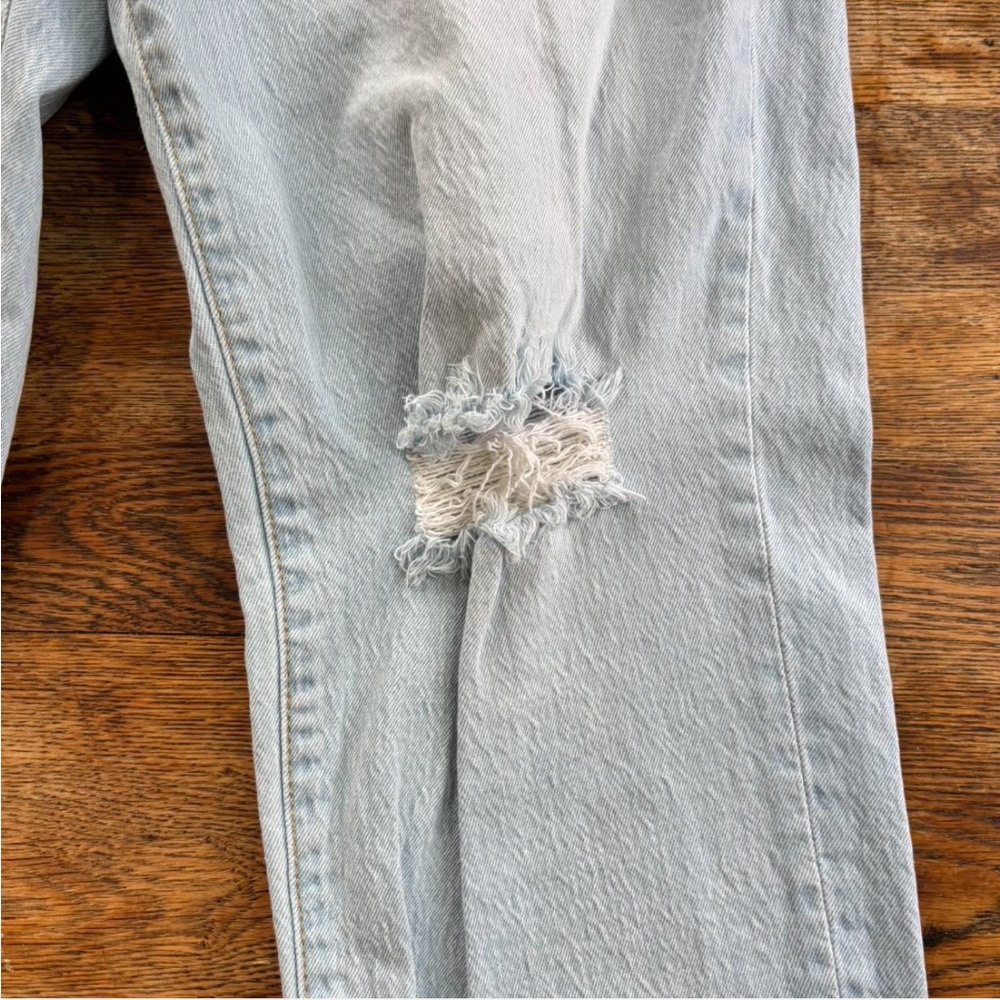 Universal Thread High Rise Light Blue Jeans - Picture 4 of 7